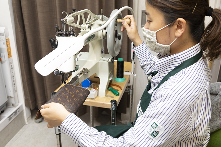 靴専科高槻店の想いを込めた修理 クリーニングで永く大切に City Life News