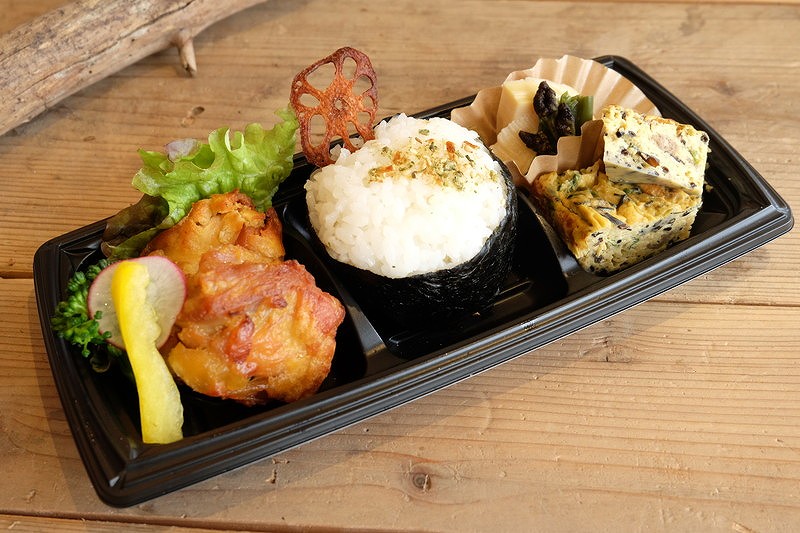 季節のごはんカフェsatono Satono弁当 900円 税別 City Life News