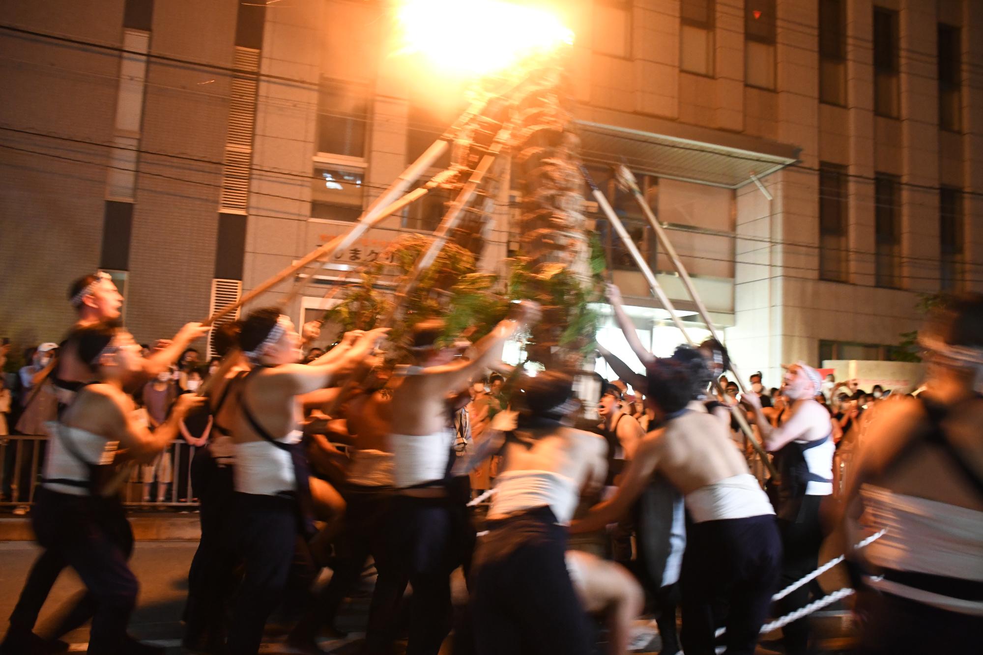 が ん がら 火 祭り
