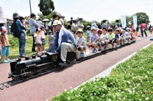 -高槻市-毎年5月の恒例イベント「みどりのカーニバル」が安満遺跡公園で開催