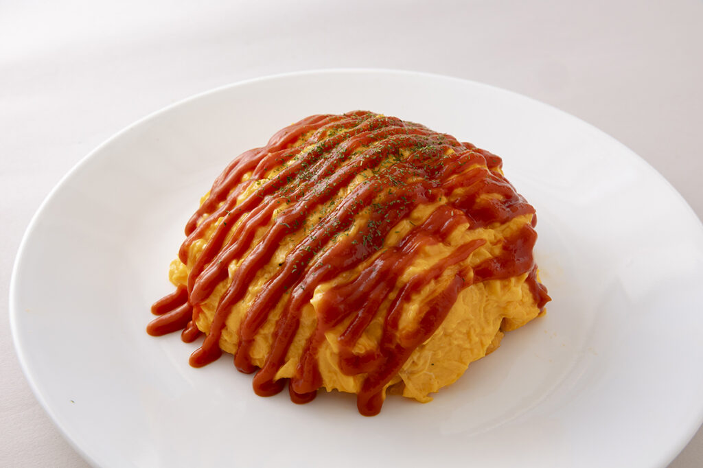 欧風Curry MONZU】シェフの凄技がSNSで話題 カレー店のふわとろ