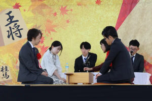 -高槻市-将棋のまちならではのイベント「高槻将棋まつり」が安満遺跡公園で開催